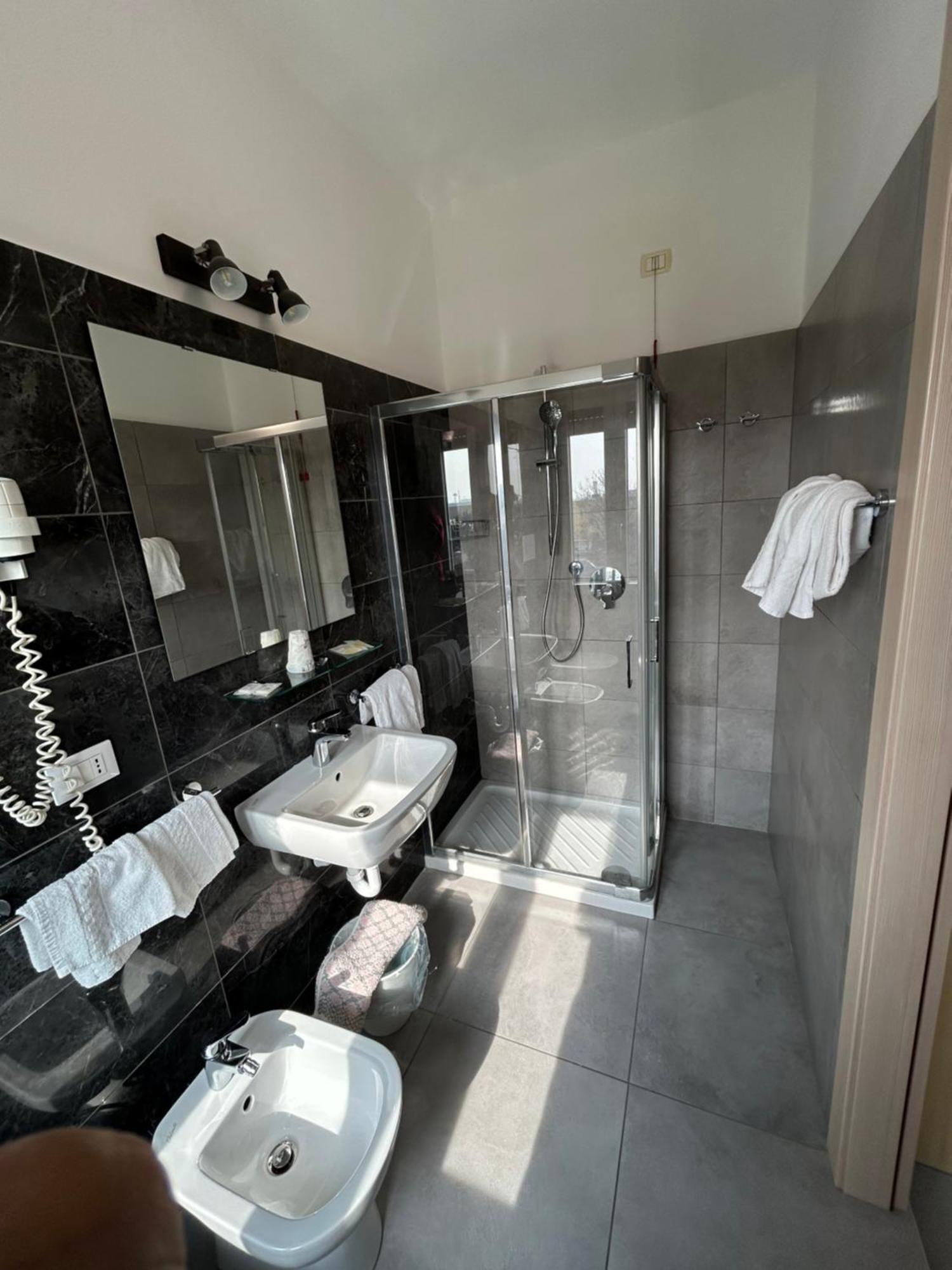 Hotel Marchina Μπρέσια Εξωτερικό φωτογραφία